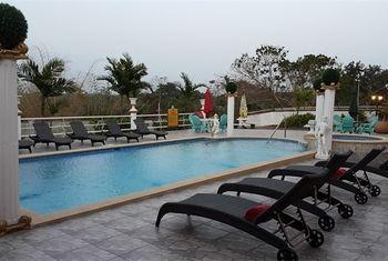 Clifton Hill Manor Hotel Bakhen 외부 사진